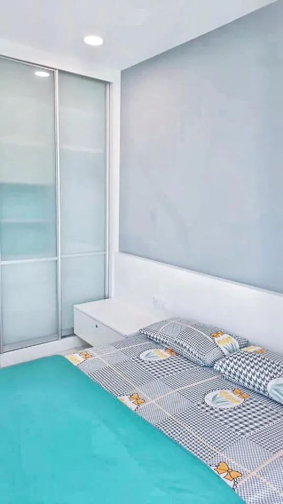 29Th 2Br1B Straits Garden Suites Georgetown Penang Malaysia